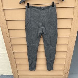 Lyssé legging pants. Size XS.